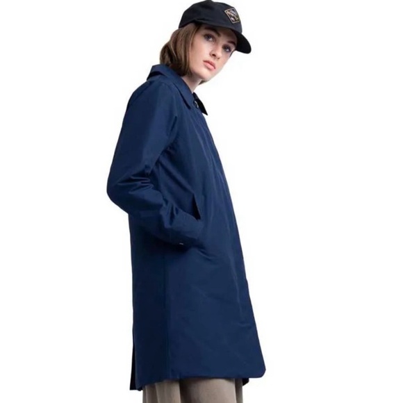 Herschel Supply Company Jackets & Blazers - Herschel MAC Jacket Women Rain Coat NWOT